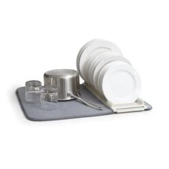 Umbra Udry Drying Mat - Charcoal 7 Umbra Udry Drying Mat - Charcoal -Umbra 330008002 AlternateImage6 l