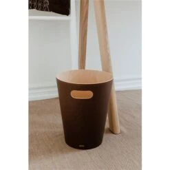 Umbra Espresso Woodrow Can -Umbra 330008057 AlternateImage8 l