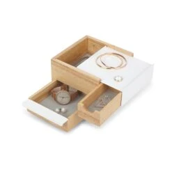 Umbra Stowit 4.45-in X 6.10-in X 6.75-in Natural Jewelry Box 9 Umbra Stowit 4.45-in X 6.10-in X 6.75-in Natural Jewelry Box -Umbra 330008150 AlternateImage4 l