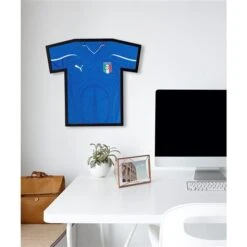 Umbra 21.5-in X 19.5-in Black T-Frame Photo Display