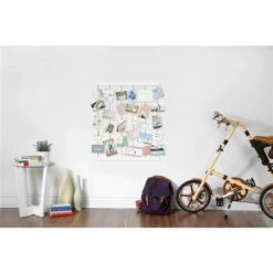 Umbra White Hangit Display